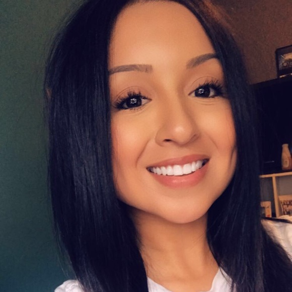 moniqueeramirez